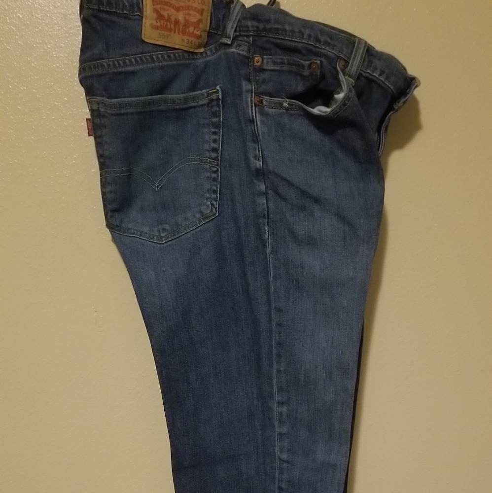 Levi Jean's
